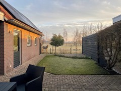 Achtertuin met ezel Stakenburgstraat 15.jpeg