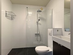 16 badkamer.jpg