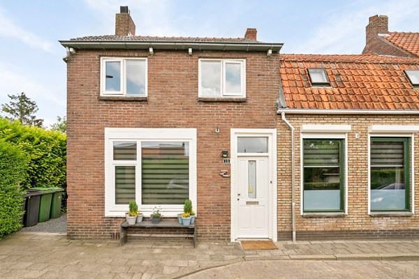 Charmante hoekwoning in IJzendijke met een heerlijke woonkeuken