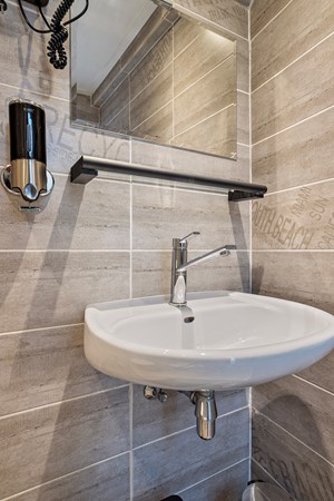 Medium property photo - Dorpsplein 10, 4505 AR Zuidzande