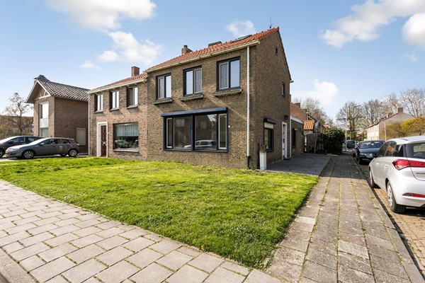 Hoekwoning in IJzendijke , verkocht