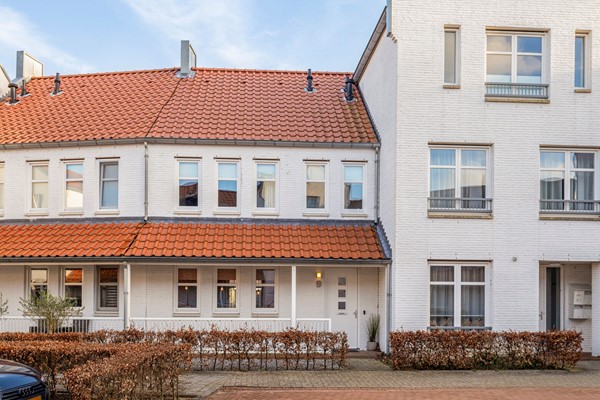 Verkocht: Instapklare tussenwoning in leuk hofje in Leerdam!