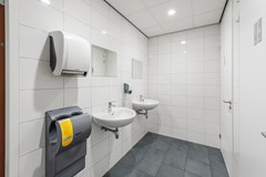 Toilet_05.jpg