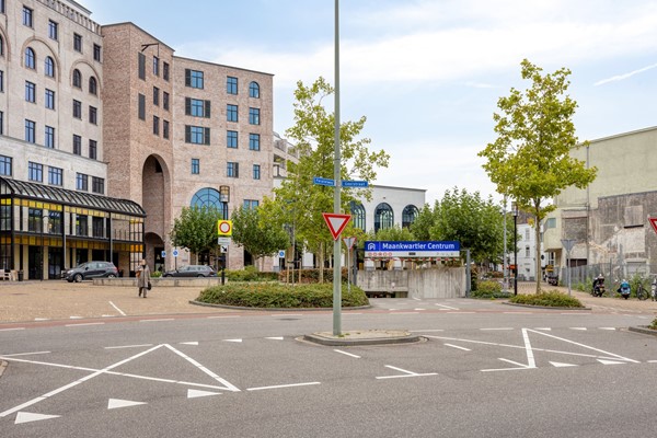 Medium property photo - Stationsplein 6, 6411 NE Heerlen