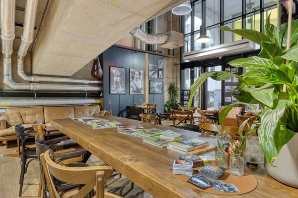 Medium property photo - Stationsplein 6, 6411 NE Heerlen