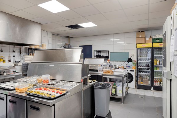 Medium property photo - Stationsplein 63, 6411 NZ Heerlen