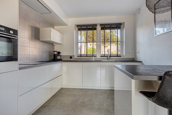 Medium property photo - Kruiskamplaan 157, 1911 LN Uitgeest