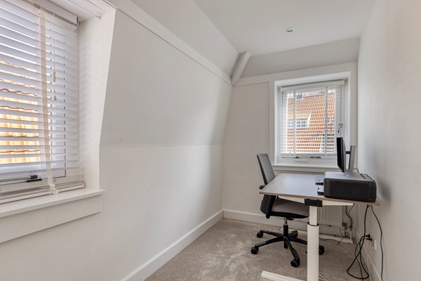 Medium property photo - Akerendamlaan 18, 1942 LZ Beverwijk