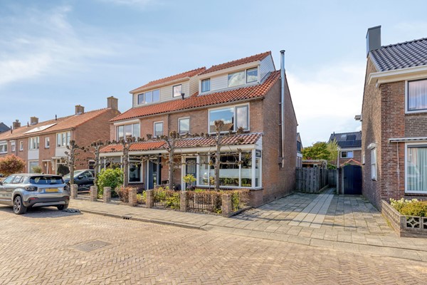 Te koop: Jacob Van Oostzanenstraat 10, 1964 ES Heemskerk