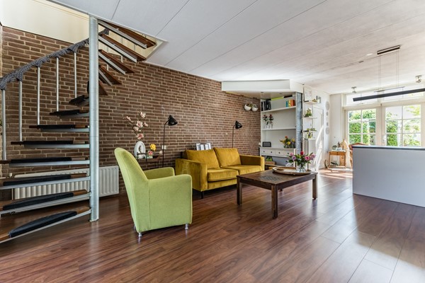 Medium property photo - Veenenburgerlaan 11, 2182 DA Hillegom