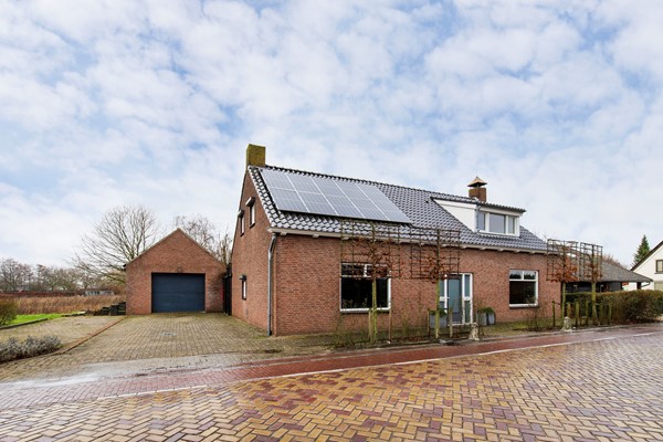 Medium property photo - Kerkdijk 40, 4927 RB Hooge Zwaluwe