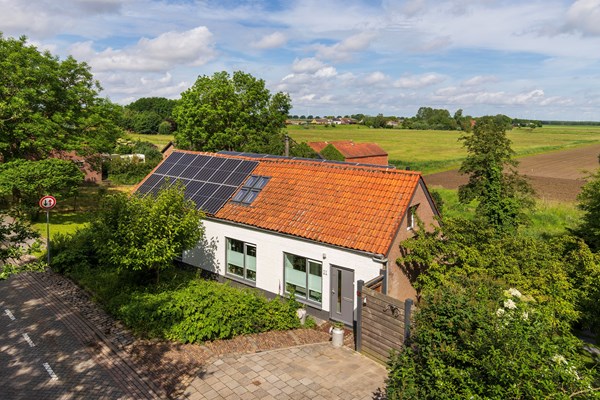 Verkocht onder voorbehoud: Landelijk wonen op een ruim perceel!