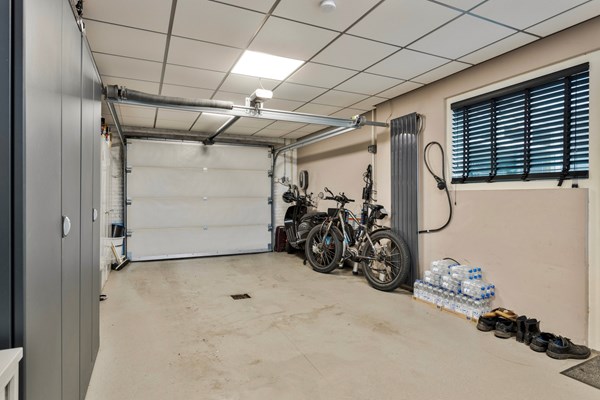 Medium property photo - Jan Willem Frisostraat 11, 4781 AJ Moerdijk