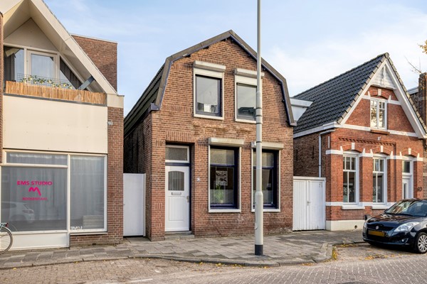 Foto - Te koop: vrijstaande woning nabij centrum Roosendaal