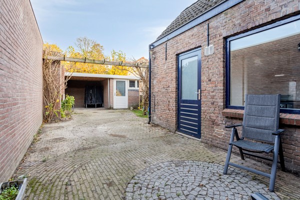 Foto - Te koop: vrijstaande woning nabij centrum Roosendaal