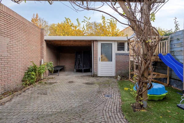 Foto - Te koop: vrijstaande woning nabij centrum Roosendaal