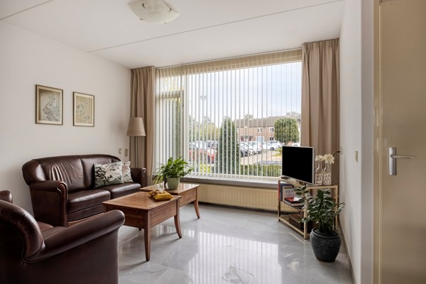 Foto - Verkocht onder voorbehoud: Ruimte, comfort en een heerlijke tuin! Welkom aan ’t Magesijn 76 in Klundert!
