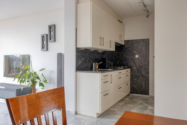 Foto - Verkocht onder voorbehoud: Ruimte, comfort en een heerlijke tuin! Welkom aan ’t Magesijn 76 in Klundert!
