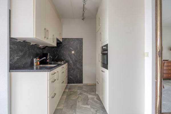 Foto - Verkocht onder voorbehoud: Ruimte, comfort en een heerlijke tuin! Welkom aan ’t Magesijn 76 in Klundert!
