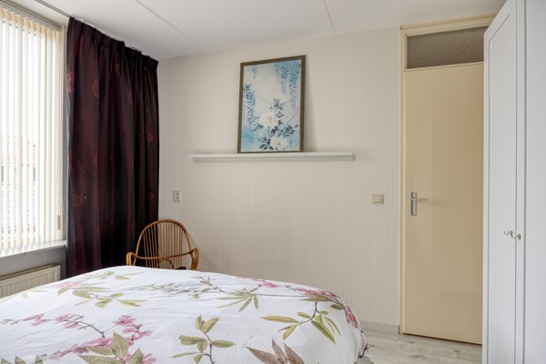 Foto - Verkocht onder voorbehoud: Ruimte, comfort en een heerlijke tuin! Welkom aan ’t Magesijn 76 in Klundert!
