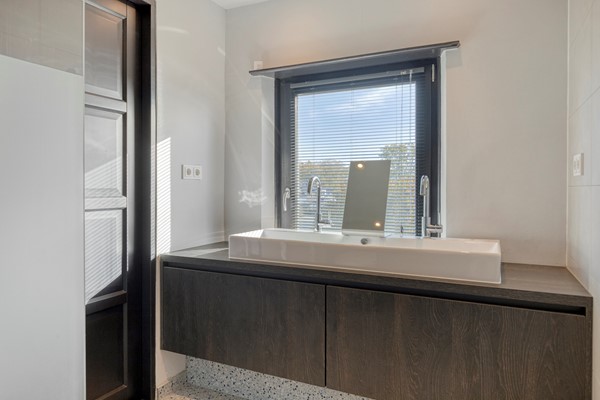 Foto - Te koop: Karaktervol wonen met uitzicht op de haven