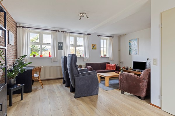 Foto - Te koop: Wonen op een fijne locatie met uitzicht op de molen!
