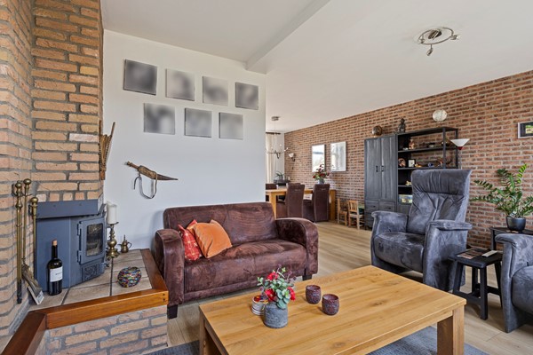 Foto - Te koop: Wonen op een fijne locatie met uitzicht op de molen!
