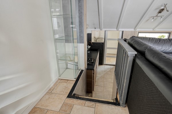 Foto - Te koop: Dijkwoning met mogelijkheden en uitzicht op de landerijen
