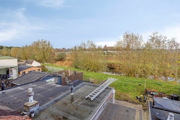 Foto - Te koop: Dijkwoning met mogelijkheden en uitzicht op de landerijen
