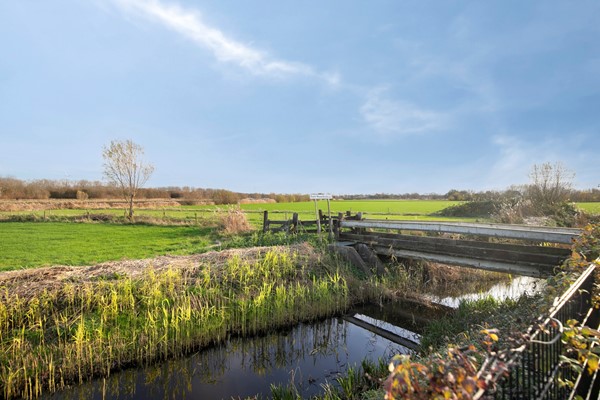 Foto - Te koop: Vrijstaand, instapklaar en prachtig uitzicht!