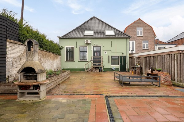 Foto - Te koop: Karaktervol herenhuis in het centrum van Fijnaart!