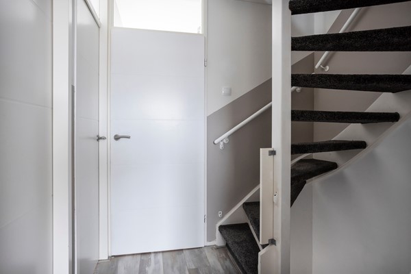 Foto - Te koop: Fijne eindwoning op een toplocatie