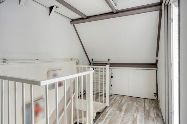 Foto - Te koop: Fijne eindwoning op een toplocatie