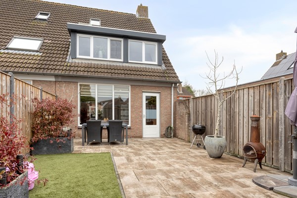 Foto - Te koop: Fijne eindwoning op een toplocatie