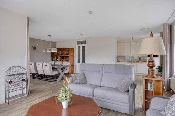 Foto - Te koop: Licht, ruimte en comfortabel wonen in het gemoedelijke Klundert
