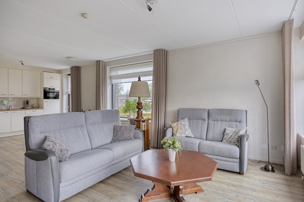 Foto - Te koop: Licht, ruimte en comfortabel wonen in het gemoedelijke Klundert
