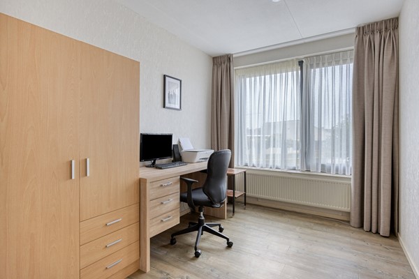 Foto - Te koop: Licht, ruimte en comfortabel wonen in het gemoedelijke Klundert
