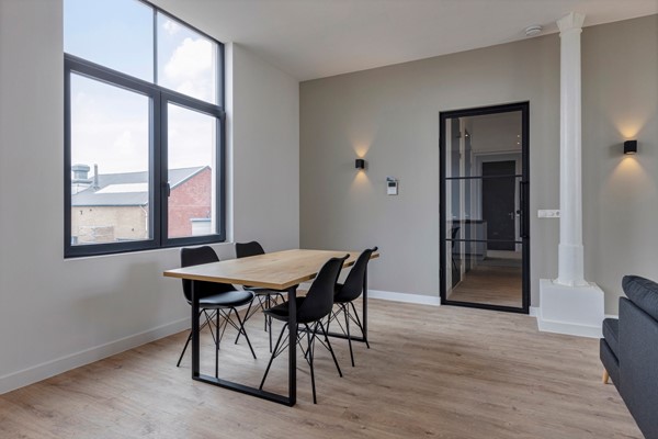 Foto - Te koop: Historisch en stijlvol appartement!