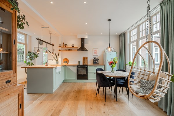 For sale: Mezenstraat 2, 1021 VK Amsterdam