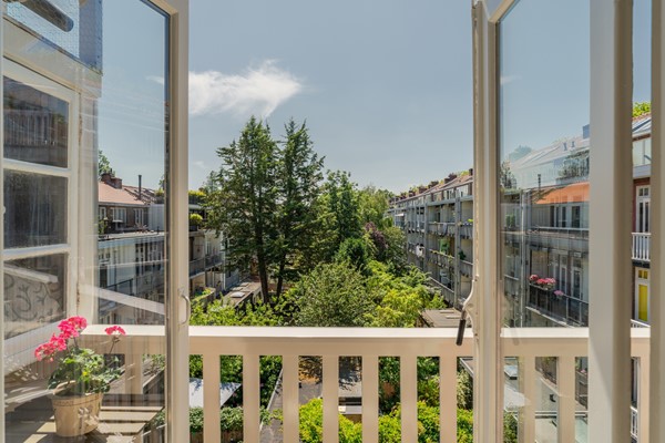 Medium property photo - Vogelenzangstraat 51-3, 1058 SP Amsterdam