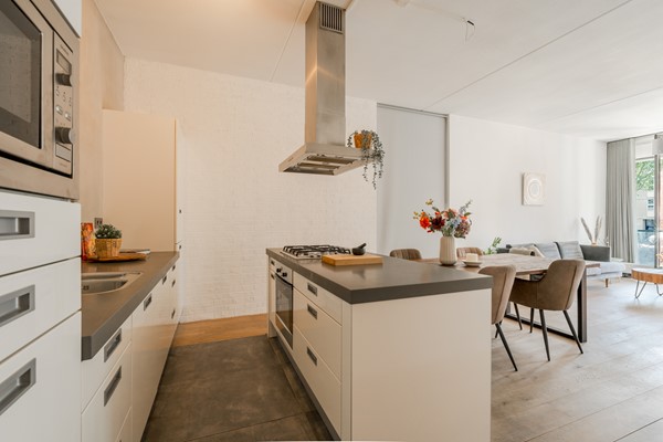 Medium property photo - Jacob Burggraafstraat 100, 1018 WA Amsterdam
