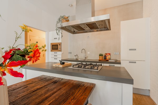 Medium property photo - Jacob Burggraafstraat 100, 1018 WA Amsterdam
