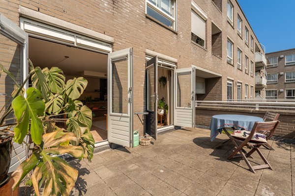 Medium property photo - Berthold Brechtstraat 12, 1102 RW Amsterdam