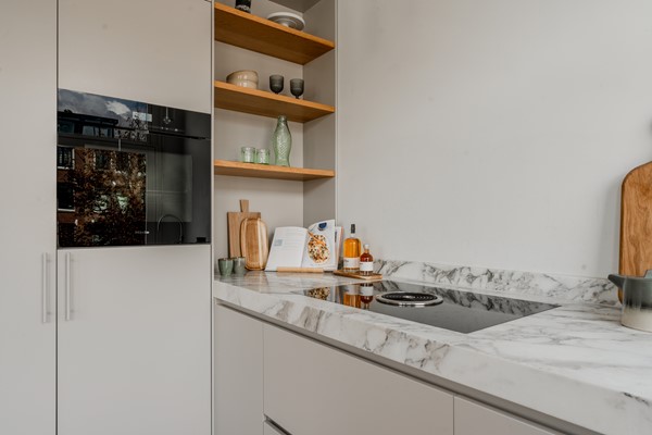 Medium property photo - Overtoom 459-2, 1054 LE Amsterdam