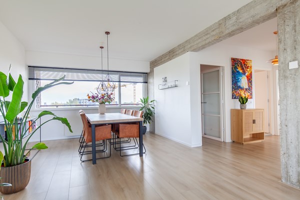 Medium property photo - Burgemeester Hogguerstraat 261, 1064 CP Amsterdam