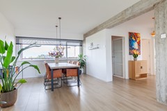 New for sale: Burgemeester Hogguerstraat 261, 1064 CP Amsterdam