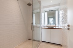 New for sale: Burgemeester Hogguerstraat 261, 1064 CP Amsterdam