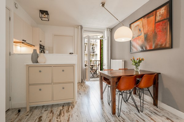 Medium property photo - Van Bossestraat 17-1, 1051 JR Amsterdam