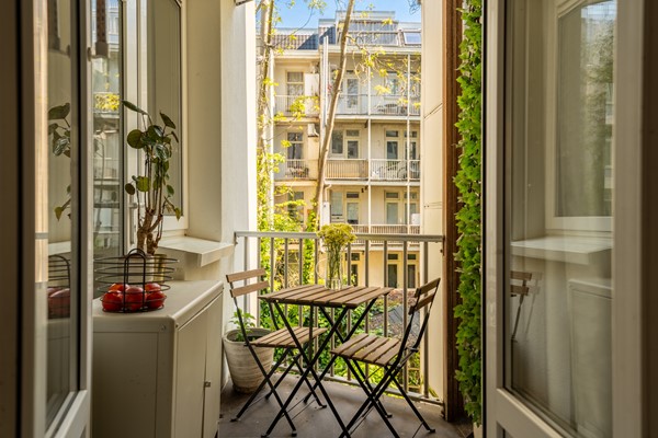 Medium property photo - Van Bossestraat 17-1, 1051 JR Amsterdam