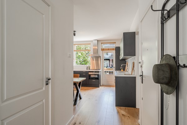 Medium property photo - Stolwijkstraat 13-2, 1059 XS Amsterdam